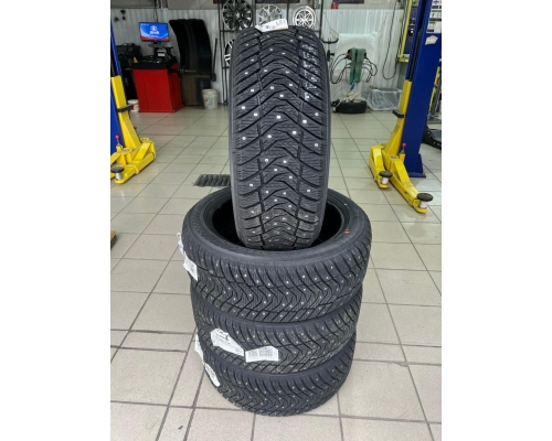 Автошина зимняя 215/50R17 Yokohama iceGuard Stud iG65 95T XL (шип.)