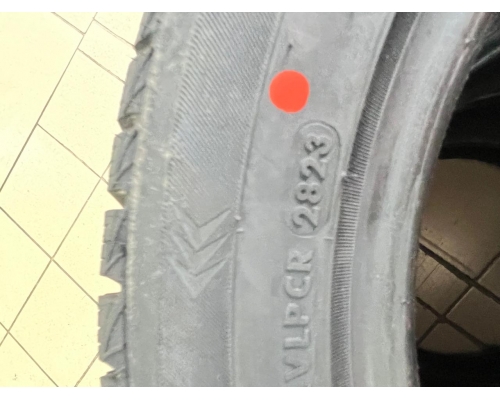 Автошина зимняя 205/55R16 LingLong Leao Winter Defender Grip TL 94T (шип.)