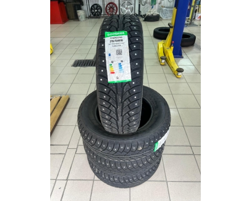 Автошина зимняя 215/65R16 Goodride FrostExtreme SW606 98T (шип.)