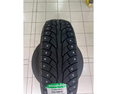 Автошина зимняя 215/65R16 Goodride FrostExtreme SW606 98T (шип.)