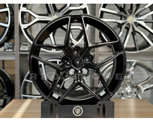 Диск литой Sakura Wheels YA9560 R17 4*100 7.5j ET40 Dia 67.1 B1