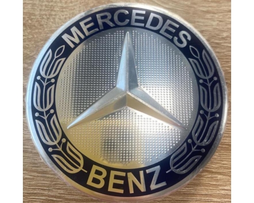 Наклейки на диск  Mercedes, металлические 74мм.