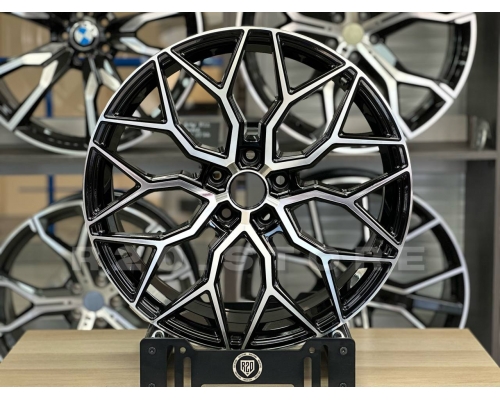Диск литой Replica Vossen HF-2 R20 5*114.3 J8.0 ET35 ЦО 73,1 B4 Диск литой Replica Vossen HF-2 R20 5*114.3 J8.0 ET35 ЦО 73,1 B4