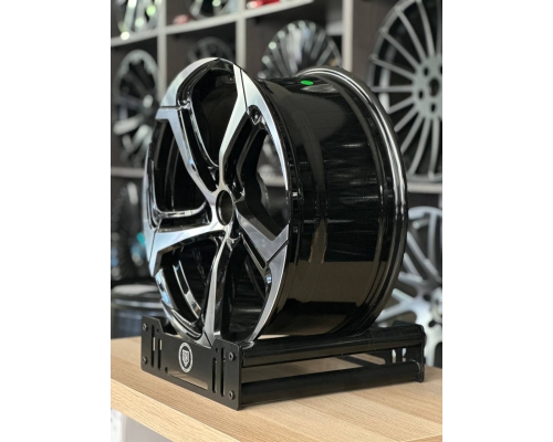 Диск литой Koko Kuture 5*114,3 R18 8j ET 35 73.1 BMF