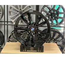 Диск литой replica BMW X6m R20 5*120 10/11J Et40/37 DIA 74.1