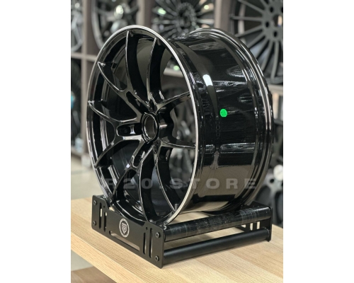 Диск литой HRE 5*114.3 R17 7.5j ET35 73.1 BML