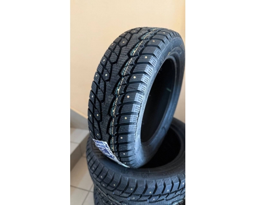 Автошина зимняя Hifly 235/45R18 98H Win-Turi 215 шипованная